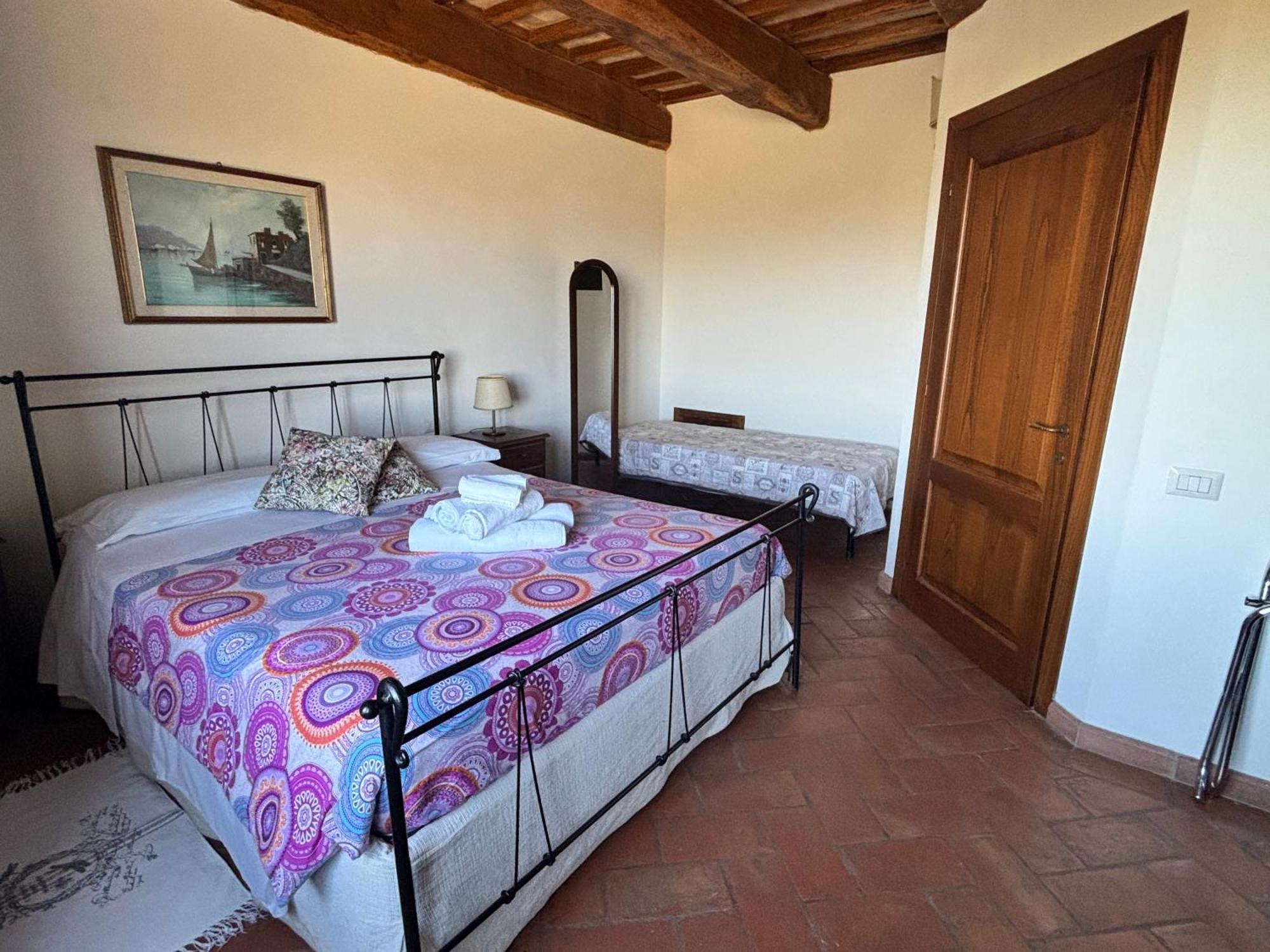 Agriturismo Podere Marcampo Волтера Екстериор снимка