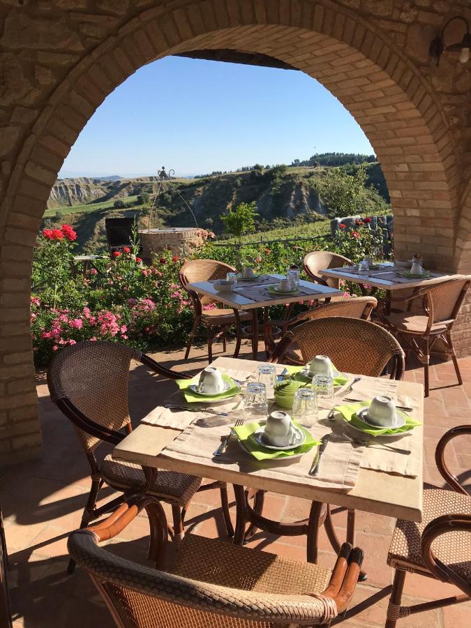 Agriturismo Podere Marcampo Волтера Екстериор снимка